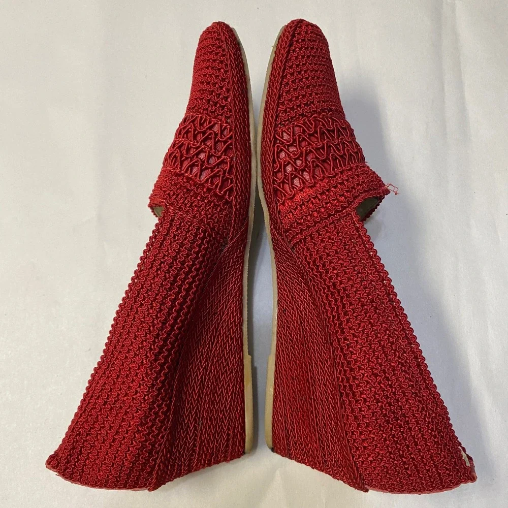 Sesto Meucci Women's Woven Wedge Heels Size 9 Slip On Shoes Classic Feminine